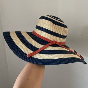 Striped floppy beach hat